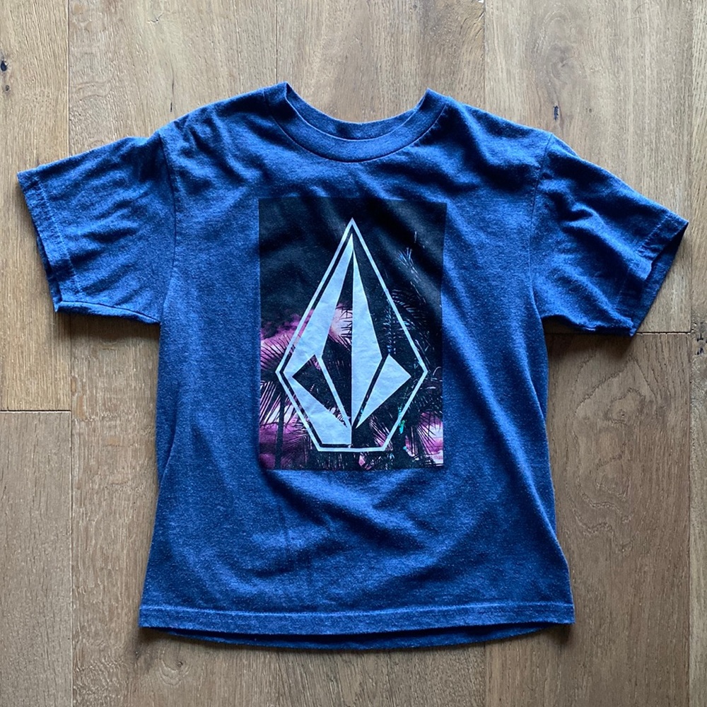 Volcom tee size 7X